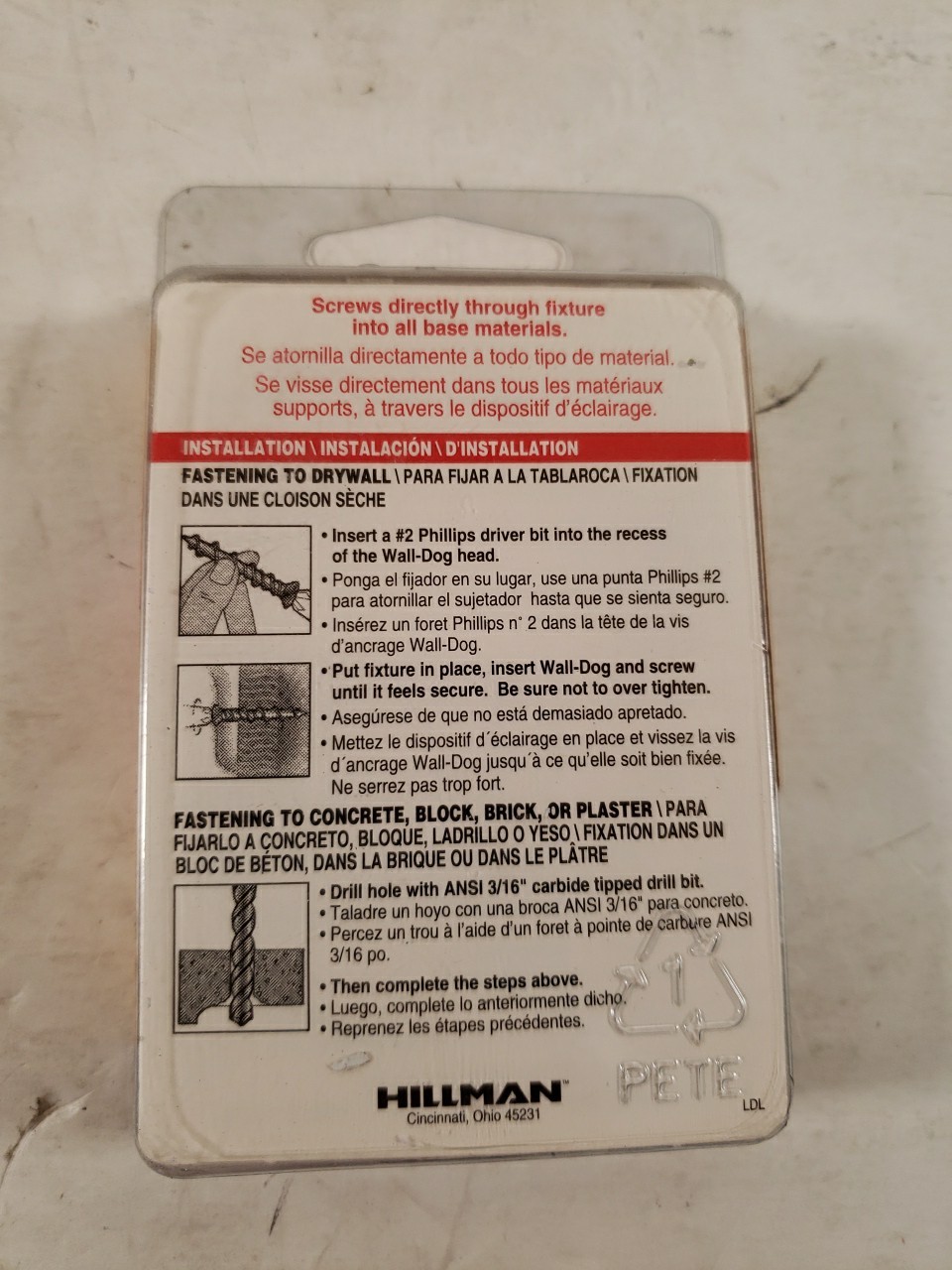 Lot Of 4 Hillman Borefast 1-1/2″ White Anchor&Screw in One (20pcs Per Pack)
