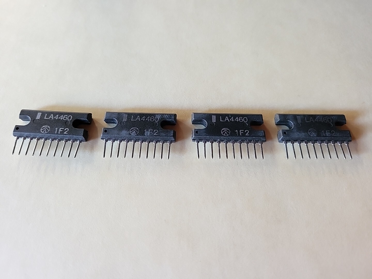4 Pieces | LA4460 Sanyo Monolithic Linear IC .