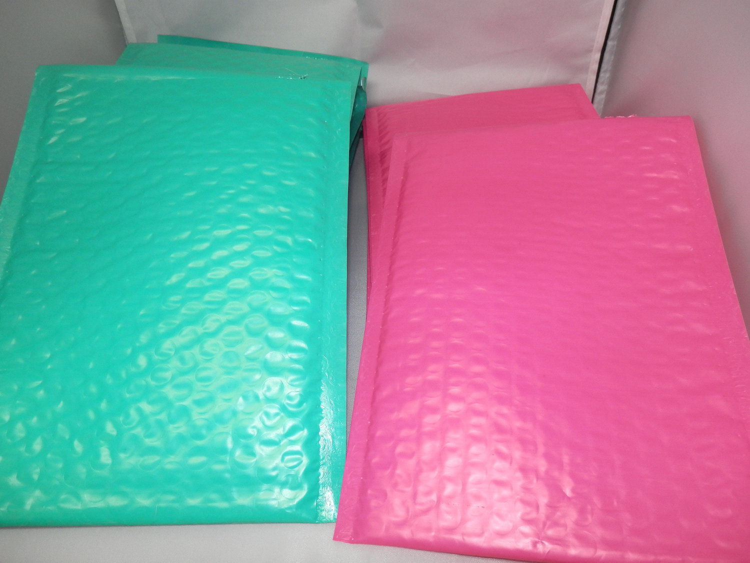 100 Hot Pink and Teal 6×9 Poly Bubble Mailers, Wholesale Colored Mailers #0