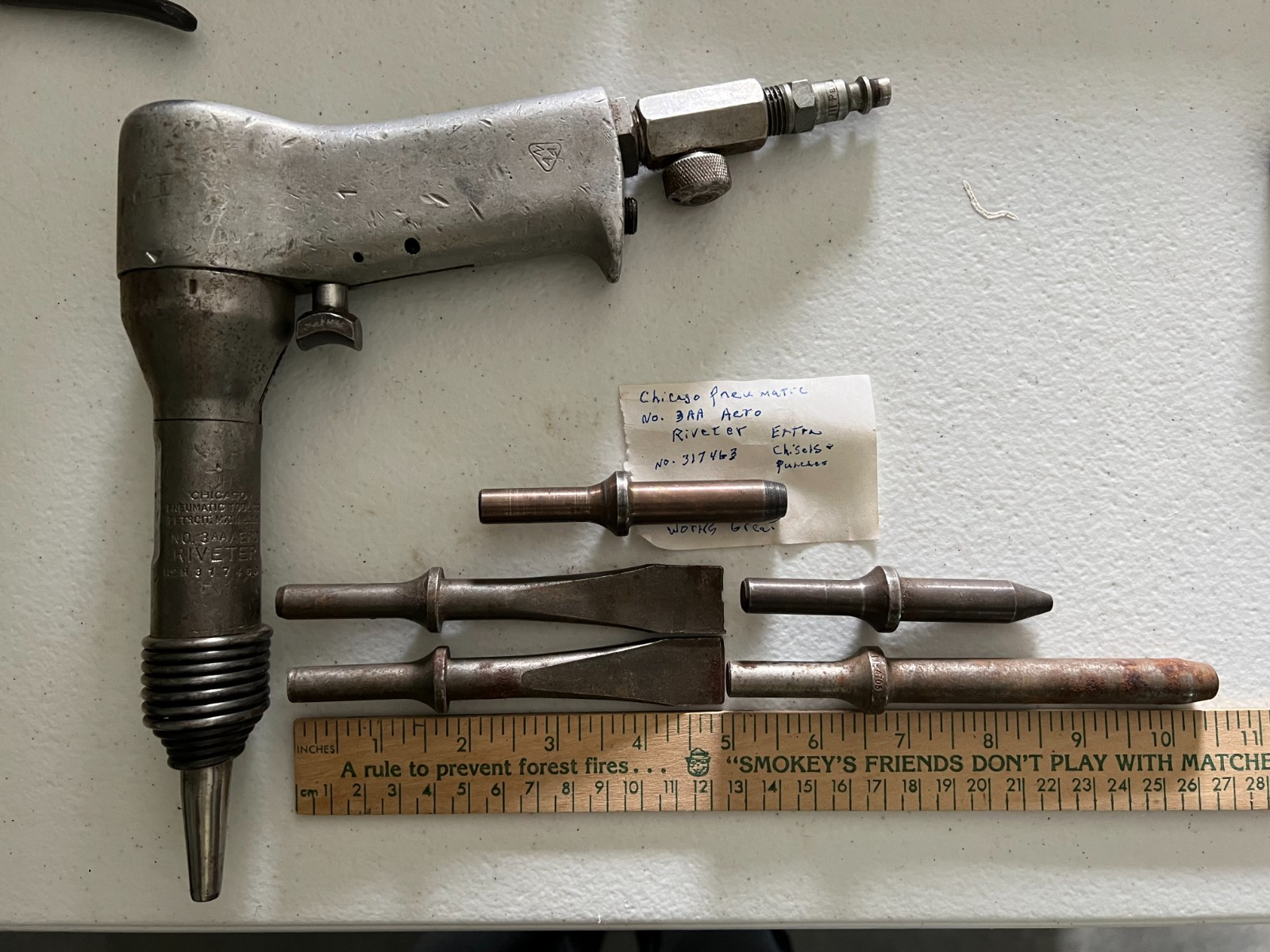 Vintage Chicago Pneumatic 3AA Aero Riveter #317463 with Chisels & Punches*WORKS