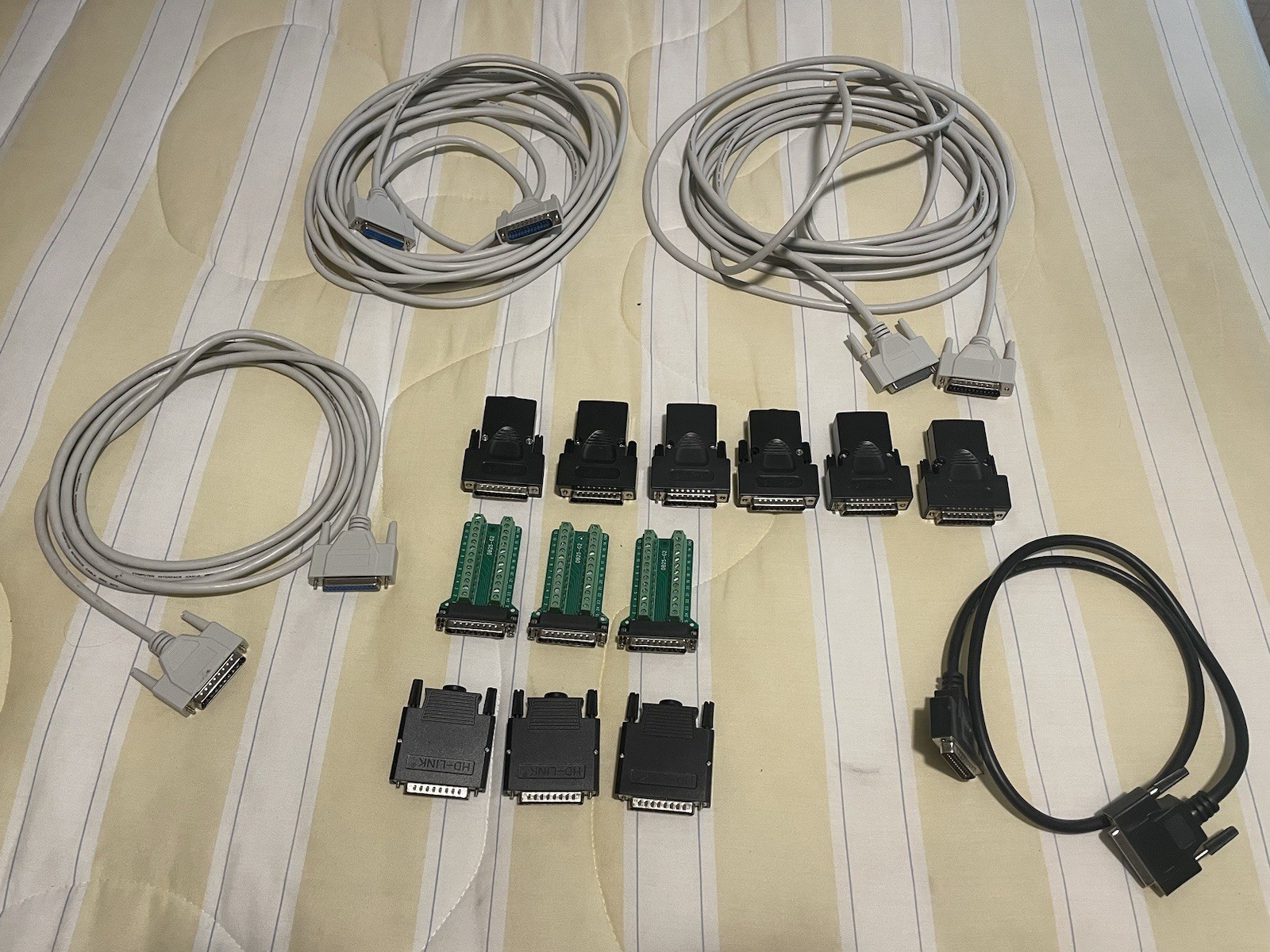Set Of 12-25 Pin RS232 Solderless Male Plugs Plus 4 RS232 Male And Female Cables