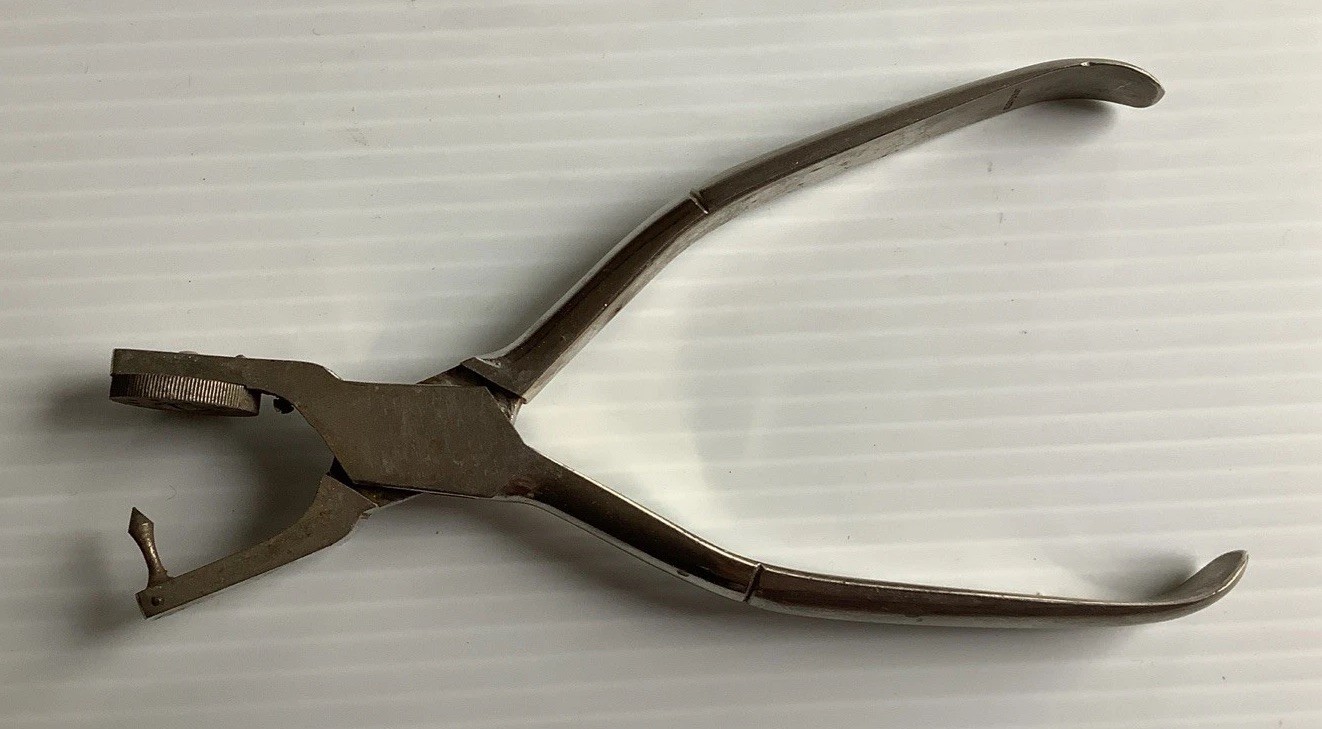Clev-Dent Dental (2-Plugging Mallets, 1-Dental Dam Punch, 1-Root Tip Elevator)