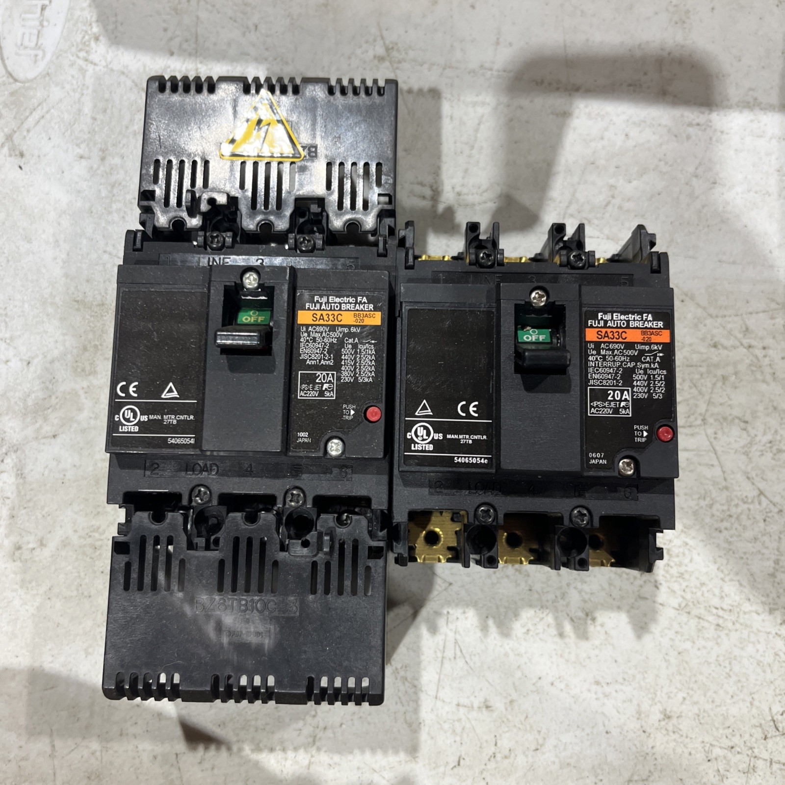 🔥FUJI ELECTRIC SA33C 20A 220VAC Breaker, LOT(2) Used Free Shipping 🇺🇸