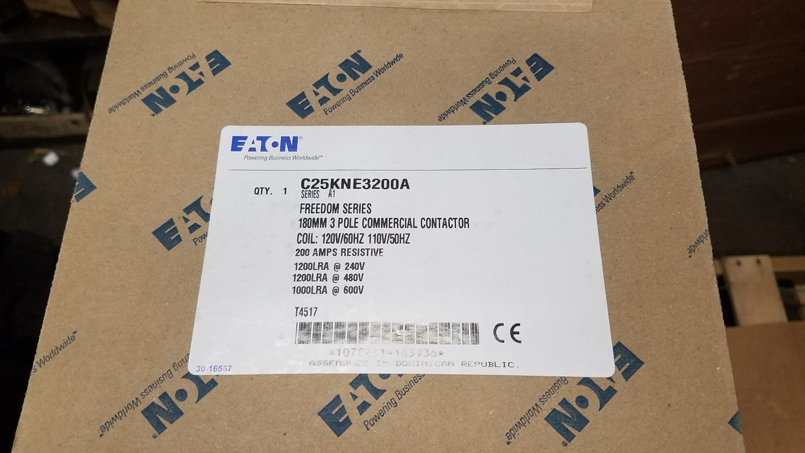 CUTLER HAMMER C25KNE3200A DP CONT 200A 3P OPN 120V BRAND NEW C32K C832K C825K