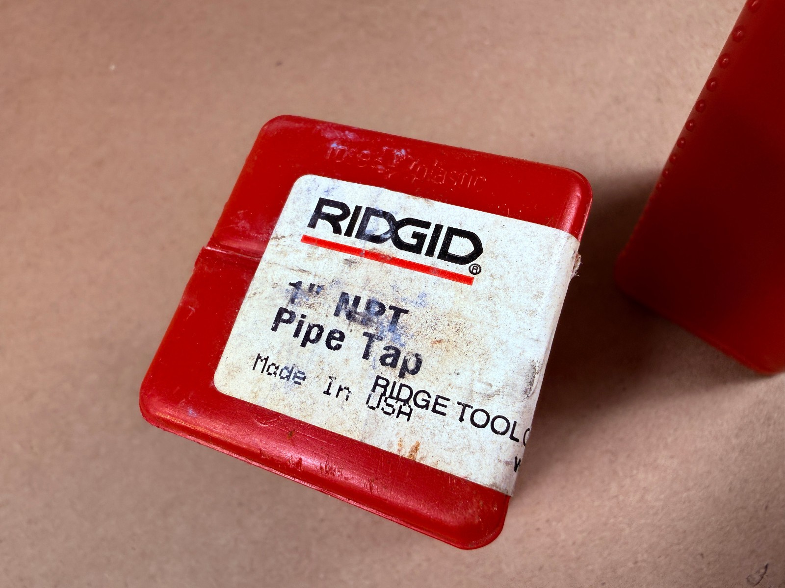 RIDGID 35840 E5117 1″ NPT x 1-9/64″ x 11-1/2″TPI CARBON STEEL PIPE TAP