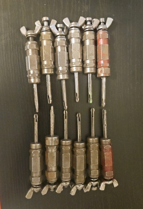 Wedgelock Cleco Fastener Set Of 12 #10 Size Used Sheet Metal Fastners
