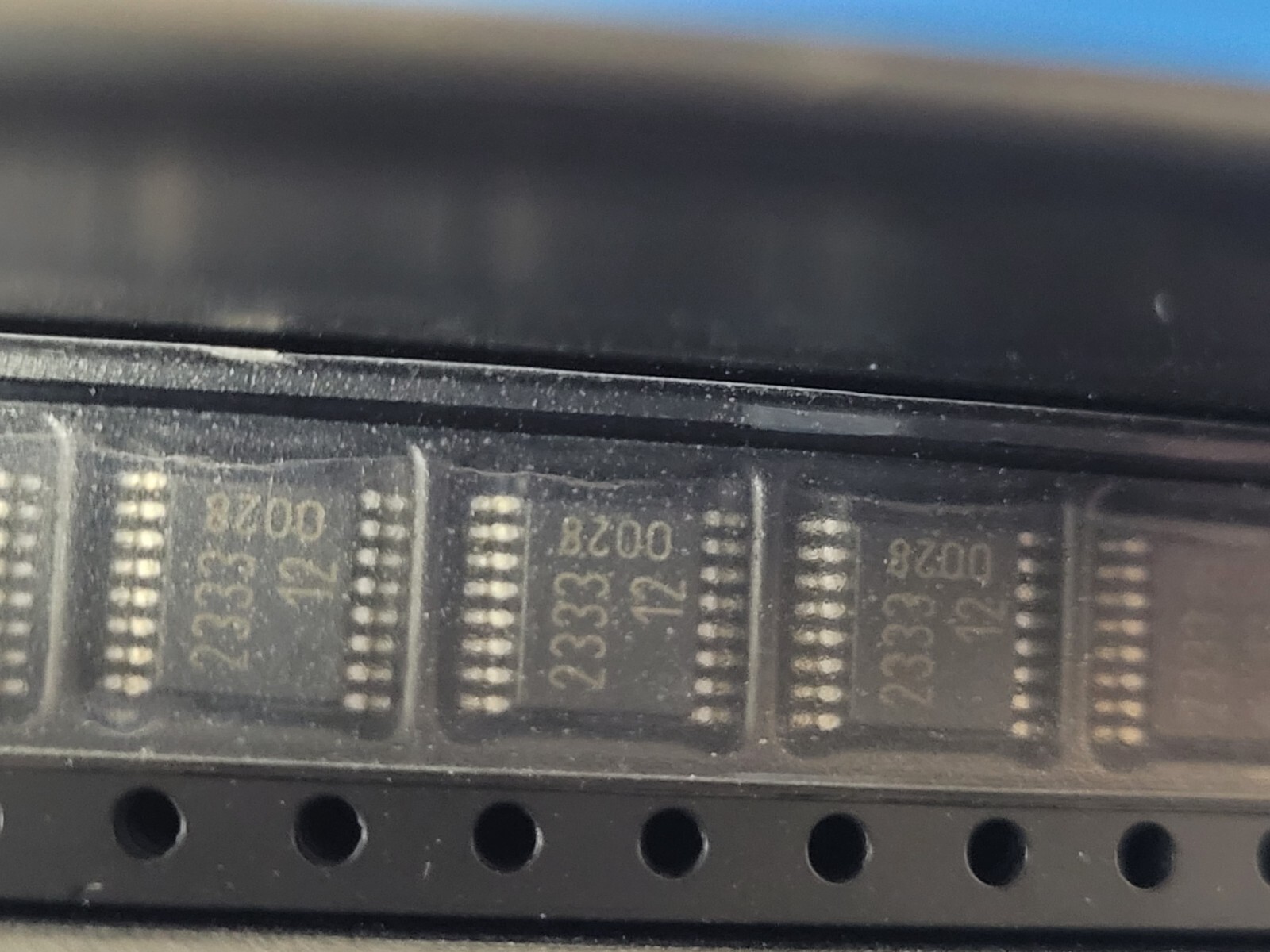 (5 PCS) PMB2333R INFINEON Up/Down Converter TSSOP-16