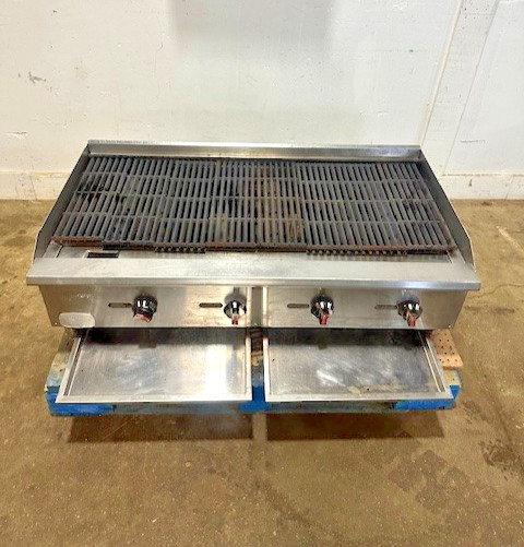 “COOLER DEPOT” H.D COMMERCIAL 47.5″W N Gas Radiant Countertop Charbroiler Grill