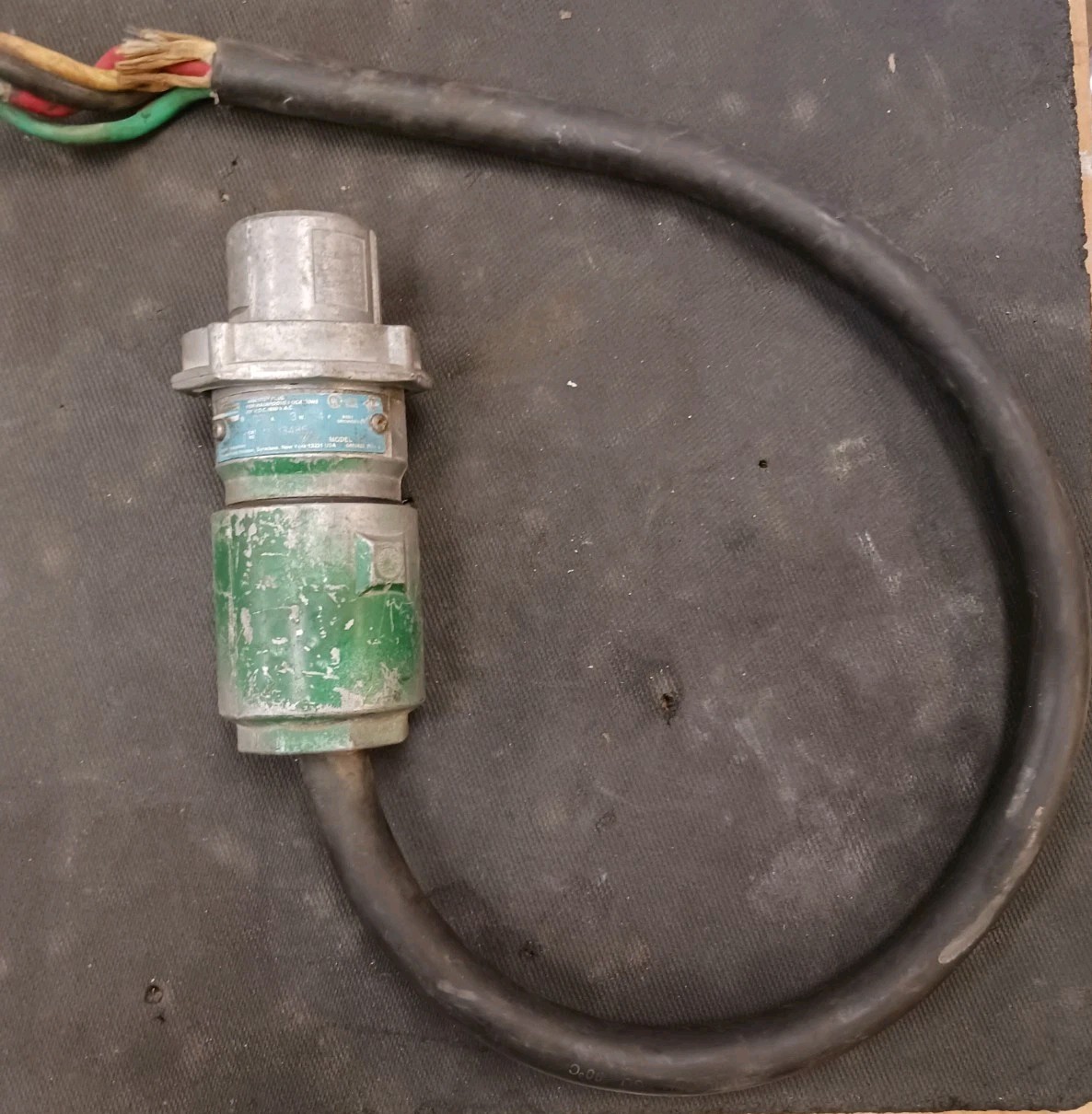 Crouse-Hinds APJ3485 Explosion Proof Male Plug w/Cord 30A 600V 3W 4P (L-64)