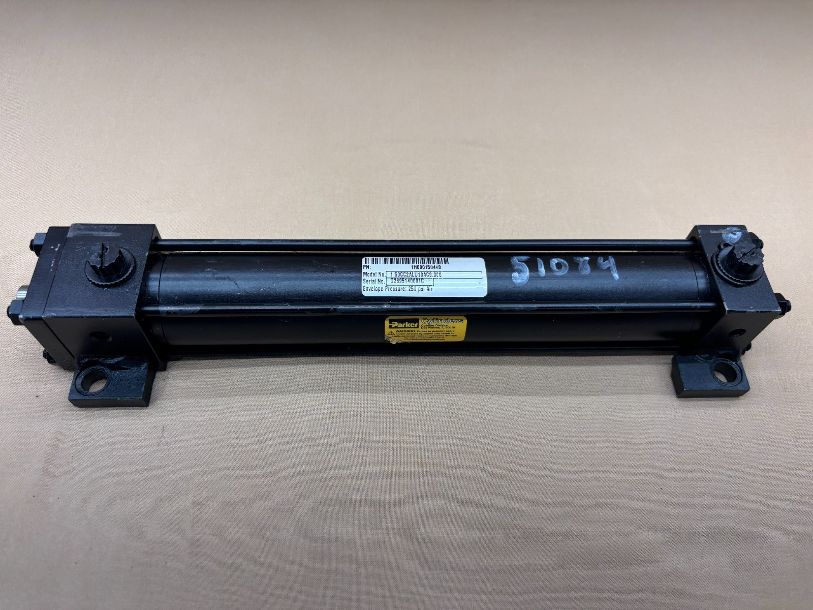 Parker 1H000158443 Pneumatic Cylinder 1.50CC2ALU19AC9.000