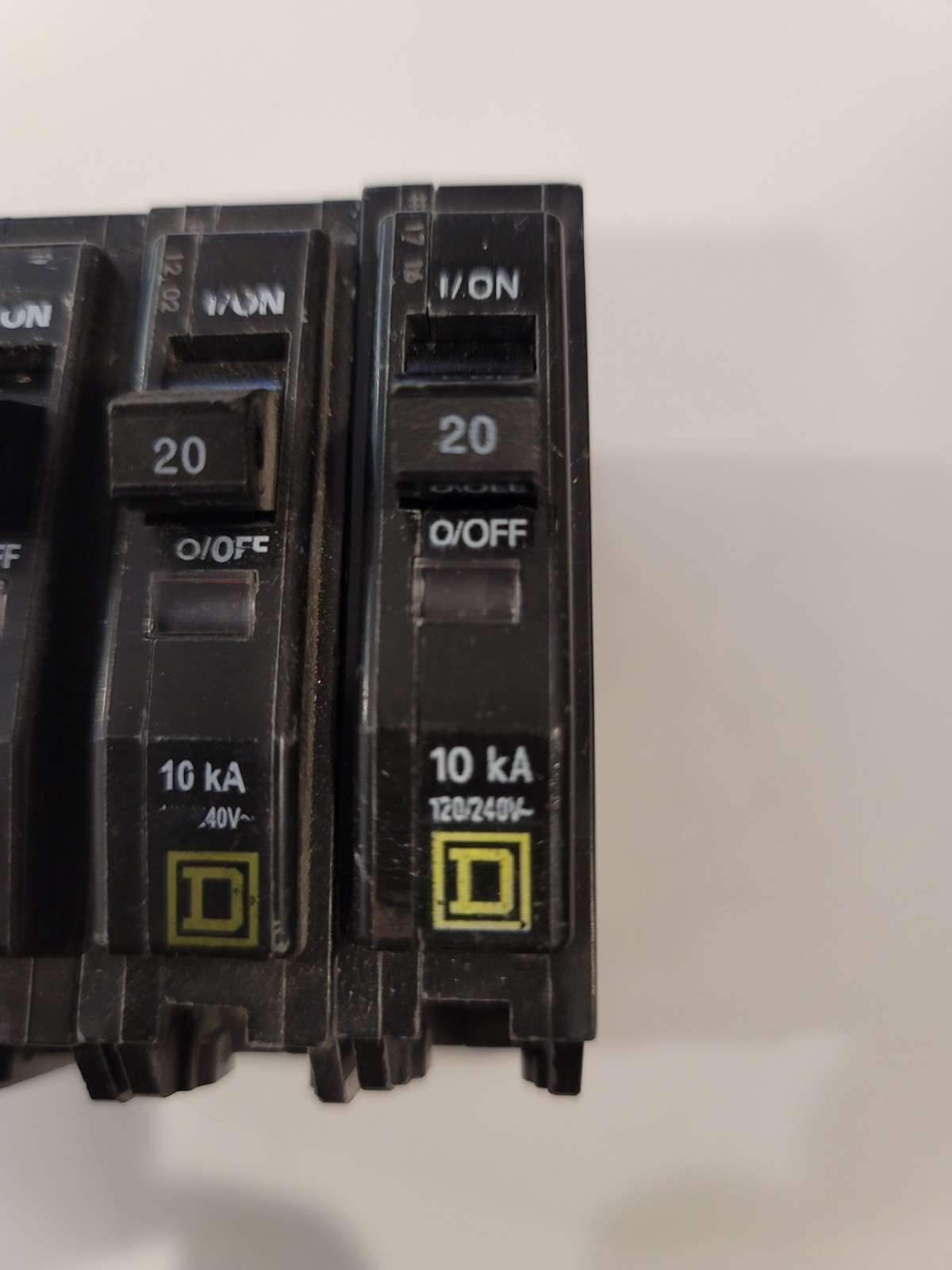Square D QO120 20 Amp Circuit Breaker