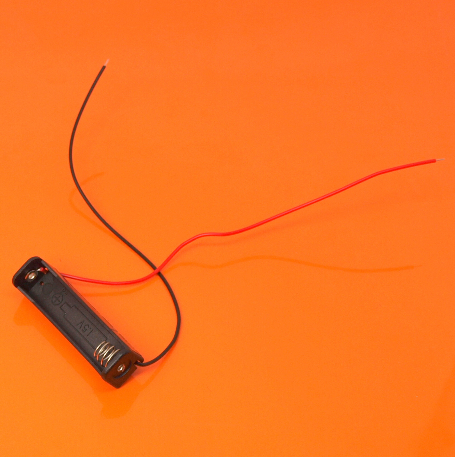 Quality AA / AAA / 9V PP3 Battery Holder Connector Open or Enclosed with Switch