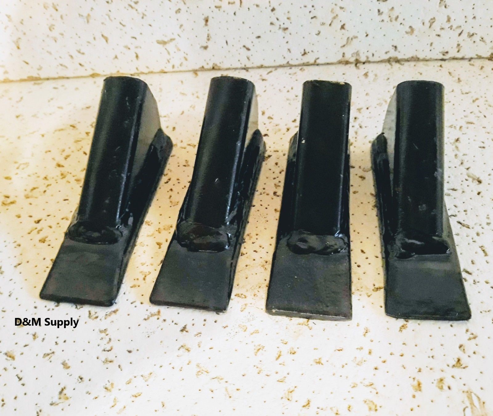 4 pack of Box blade scape blade ripper shanks points tips for 3/4″ thk shanks