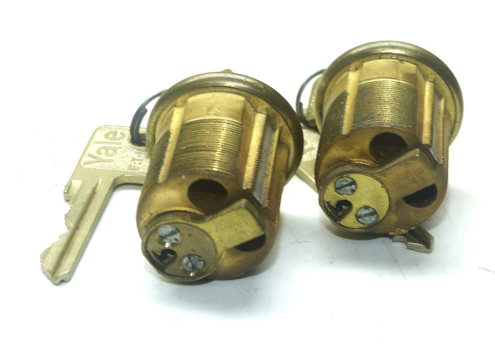 Pair (2) NOS Yale Y1E Barrel Locks w/Keys INV17561
