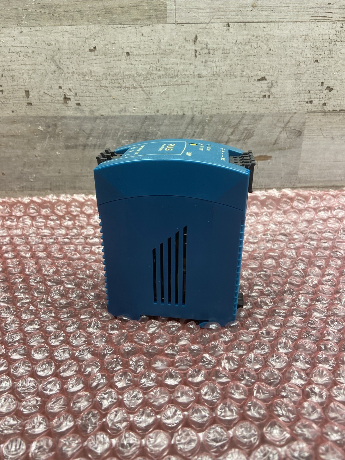 PULS ML30.100 Power Supply 100-240V AC 0.6A 50-60HZ