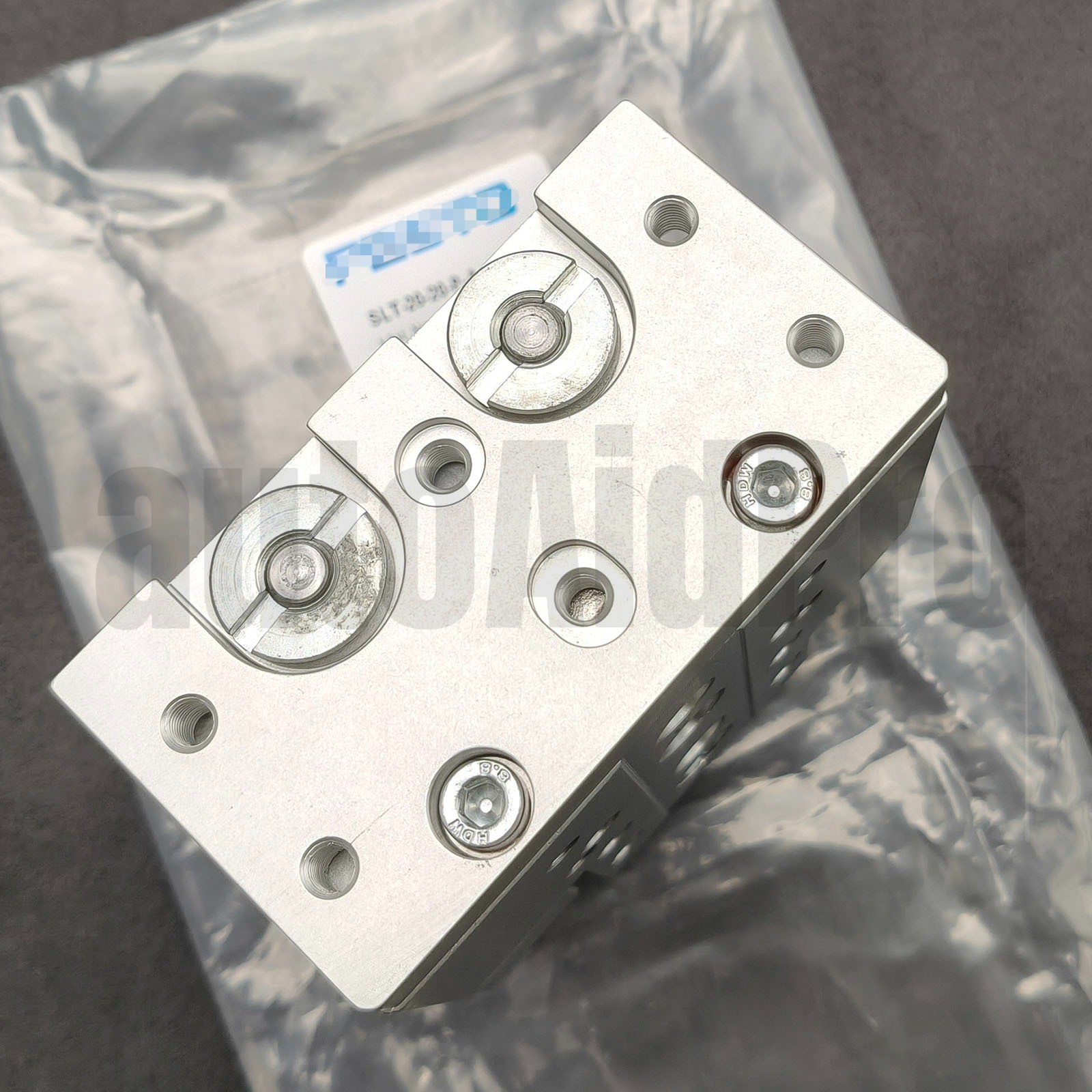 Brand New SLT-20-20-P-A 170568 Slide Cylinder for Festo