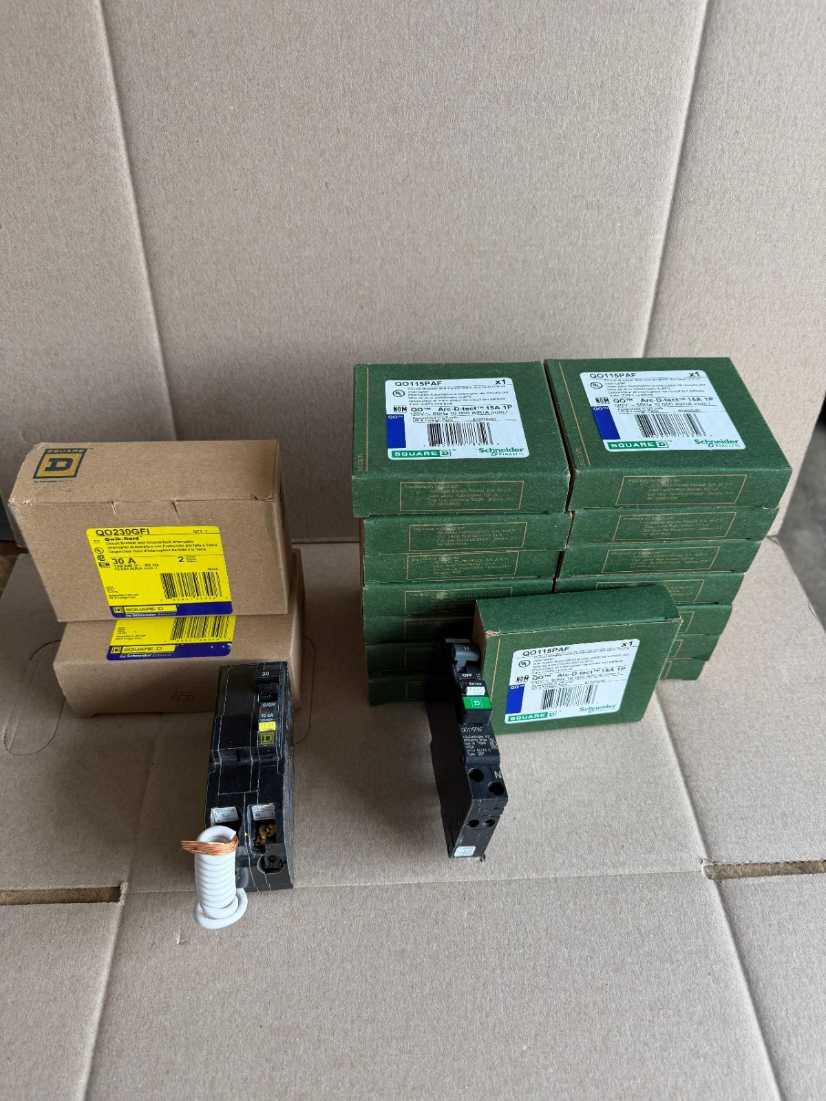 17 SQUARE D QO BREAKERS 1POLE 15A & 30A GFCI & AFCI PLUG ON NEUTRAL READY