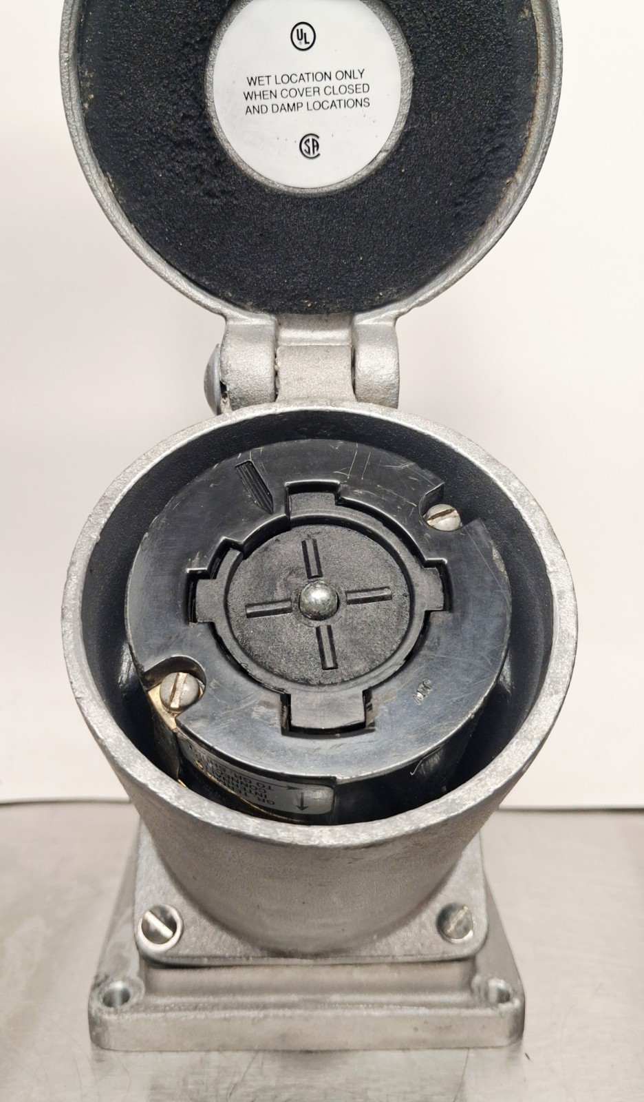 Hubbell HBL26420 60A 600V Hubbellock Industrial Locking Receptacle/HBL26404