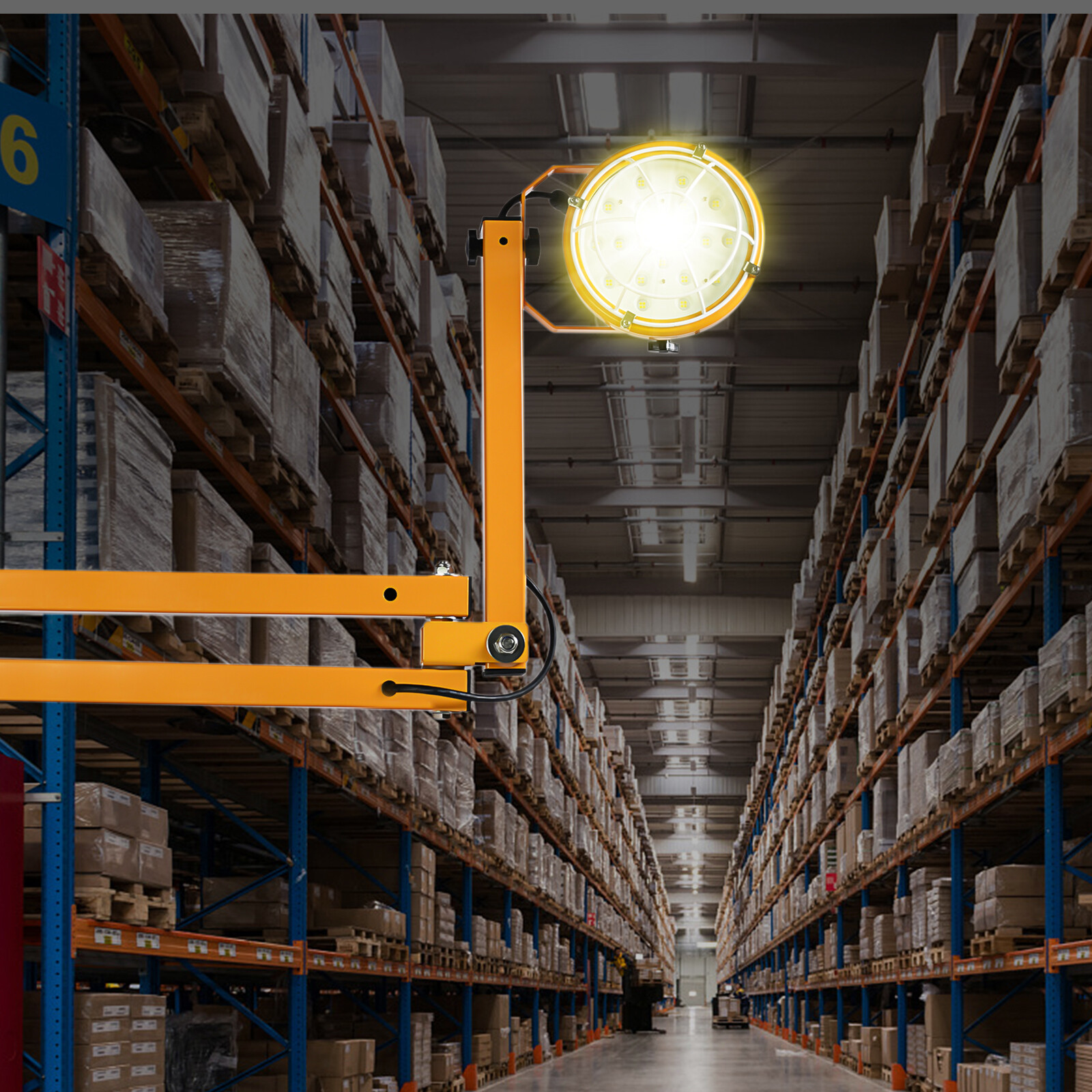 6000 Lumen Warehouses Loading Dock Light 40in Double Swing Arm For Outdoor 50W
