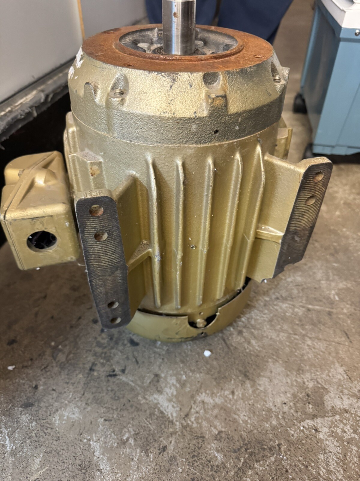 Baldor Reliance Phase General Purpose Motor 5 HP 184T Frame 208-230/460V EM3663T