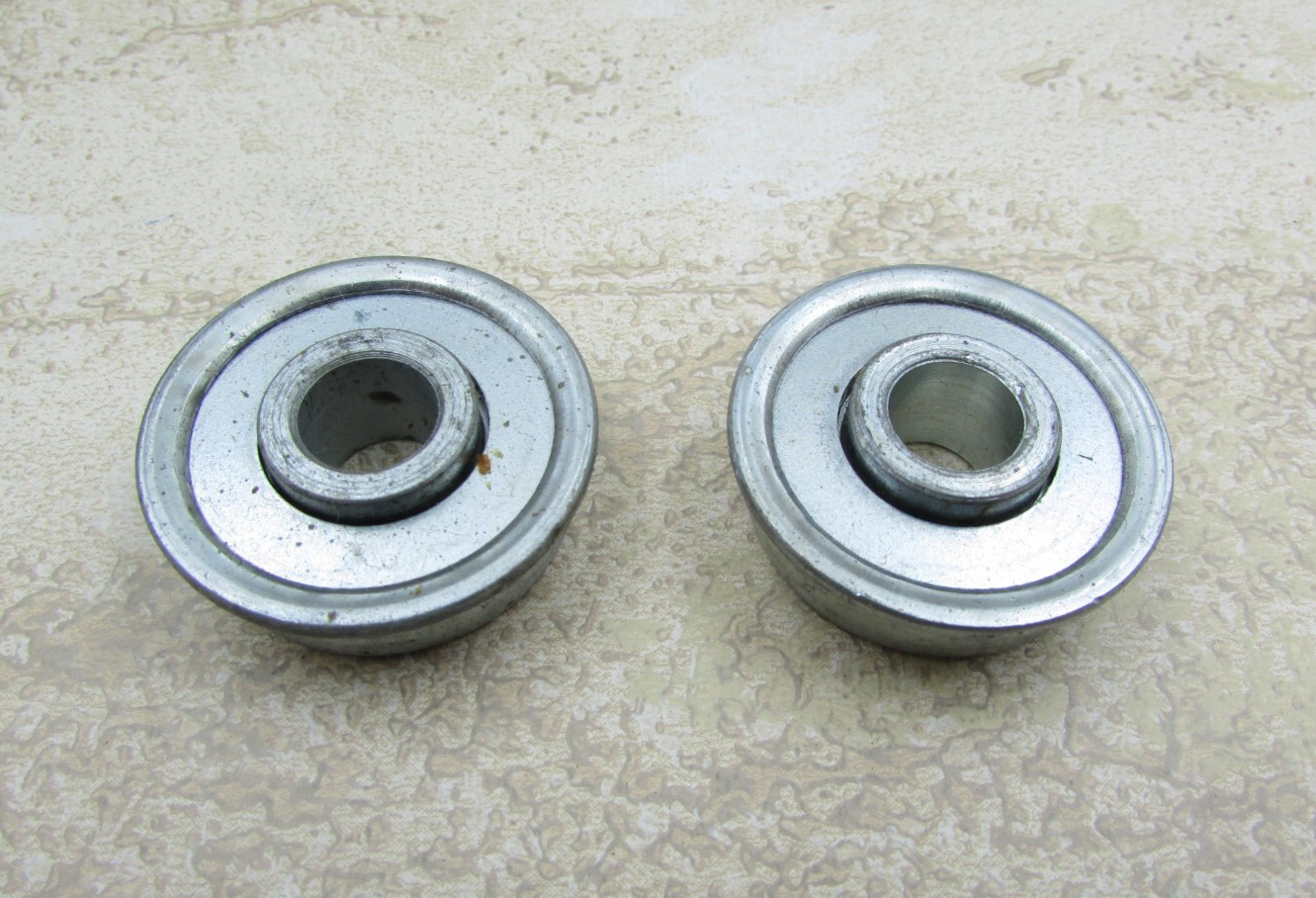 QTY 2 Flanged Wheel Bearing 3/8 ID Bore, 1-1/8 OD, 1 1/4 FD Flange Diameter