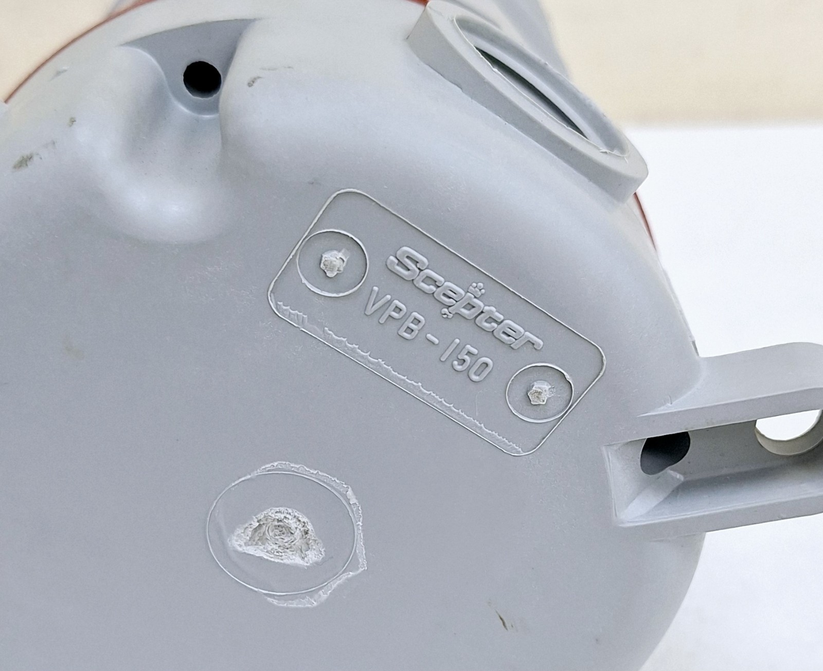 IPEX LVPF150C / ¾” Ceiling Mount Sceptalight Type A 150W 120V 60Hz