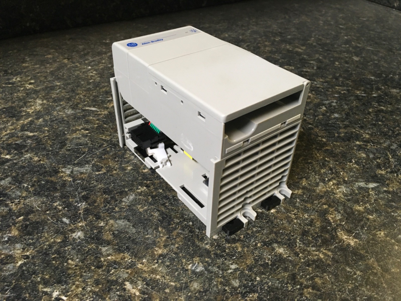 Allen-Bradley 1769-PB2 SER A, Compact I/O Power Supply 10000785852/08