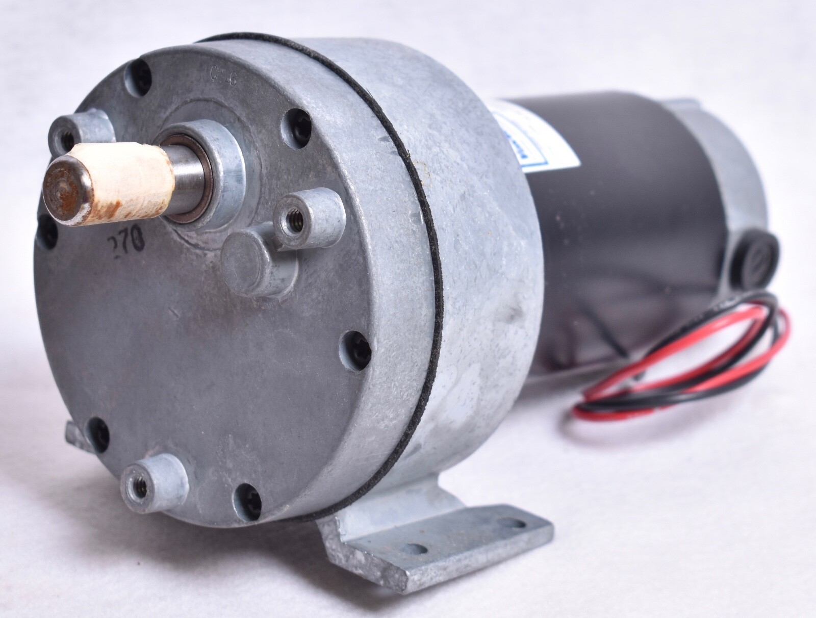 VonWeise DC Gear Motor 115V 1/8Hp 3300 RPM 26:1 Ratio V01156AE88