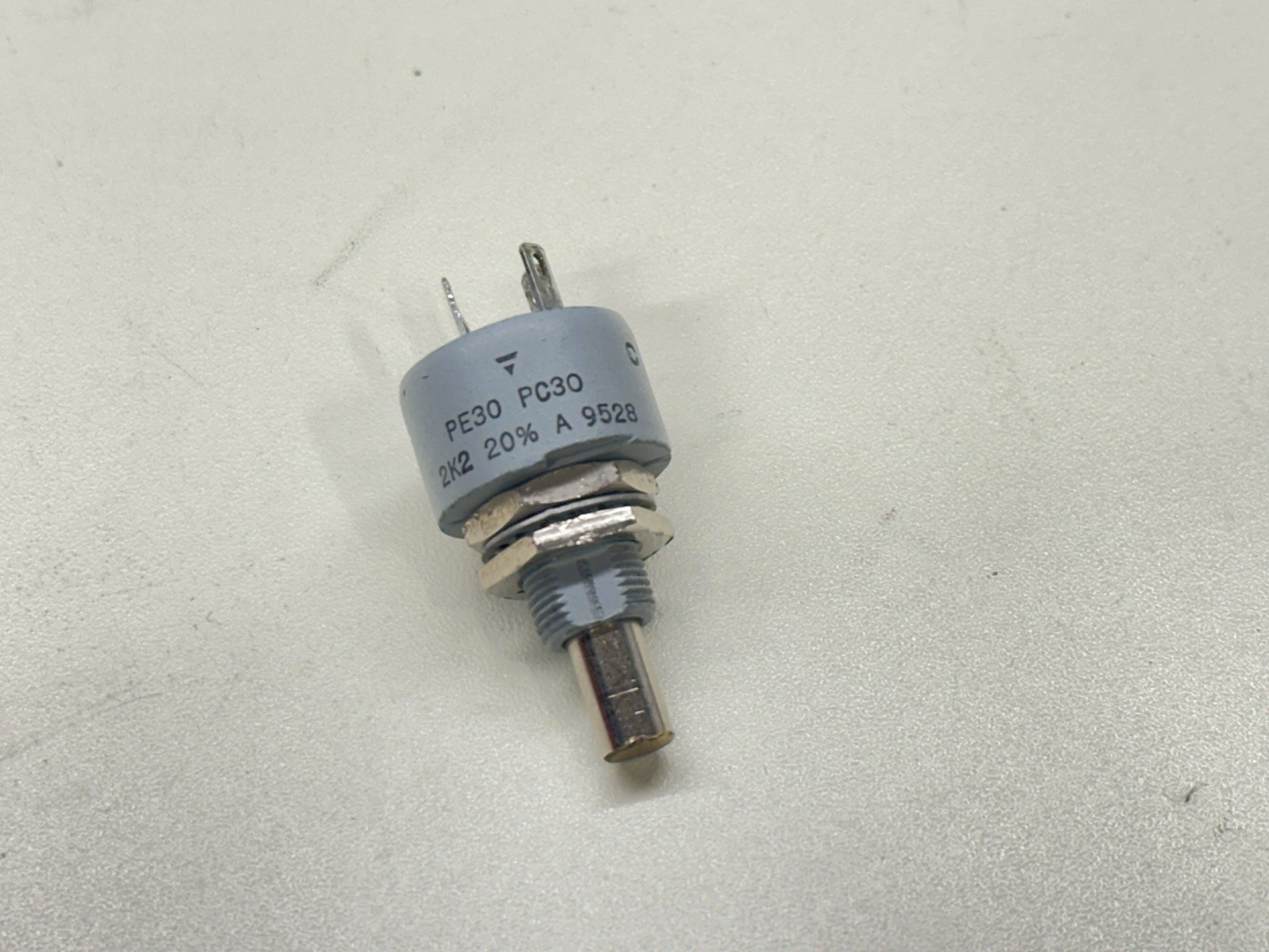 Vishay Sfernice PE30L0FL222MAB 2K2 Ohm 20% 3W Linear Fully Sealed Potentiometer