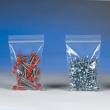 7 x 15″ – 4 Mil Clear Reclosable Poly Bags-Case of 1000