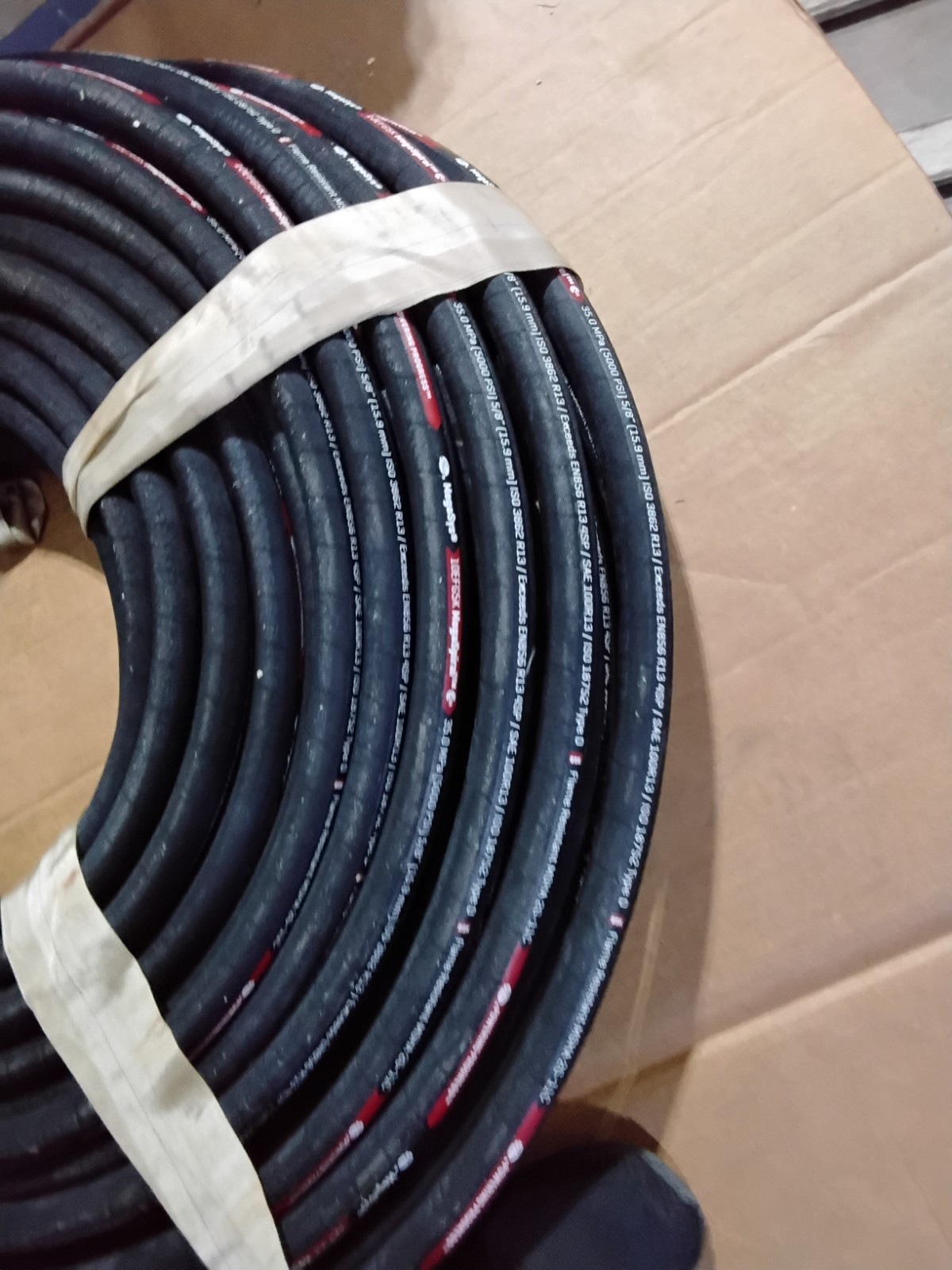 25 FT GATES 5/8″ HYDRAULIC HOSE 2 WIRE 5000 PSI ENVIROFLUID MegaSpiral R13 Flame