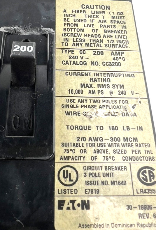 Eaton CC3200 200 Amp 3 Pole Circuit Breaker 240V Type CC 200A 3P Bolt On — CHIP