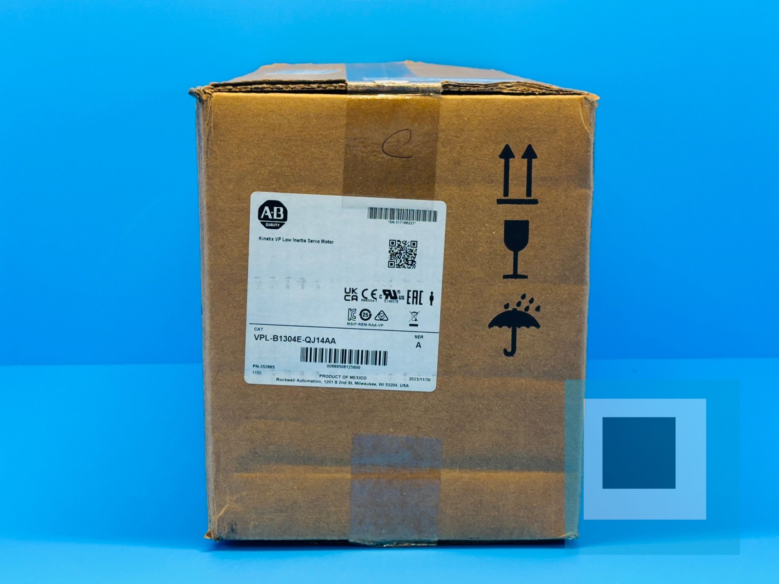 Allen-Bradley VPL-B1304E-QJ14AA Kinetix VP Low Inertia Servo Motor – NEW SEALED