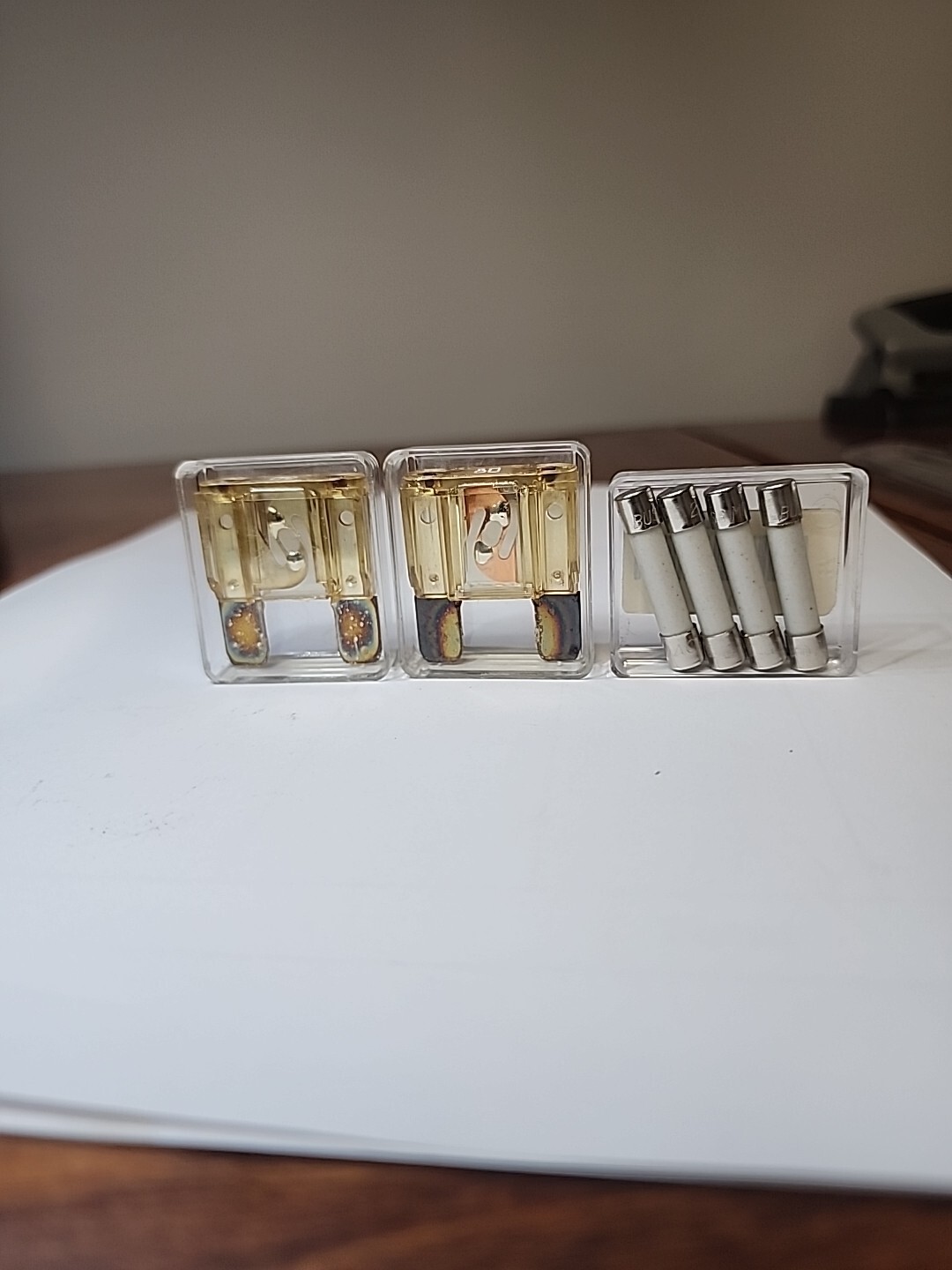 Lot of 3 – Pre-Owned Fuse- MAX 80- Amp & MDA-5 Fuse (M2 1-4)