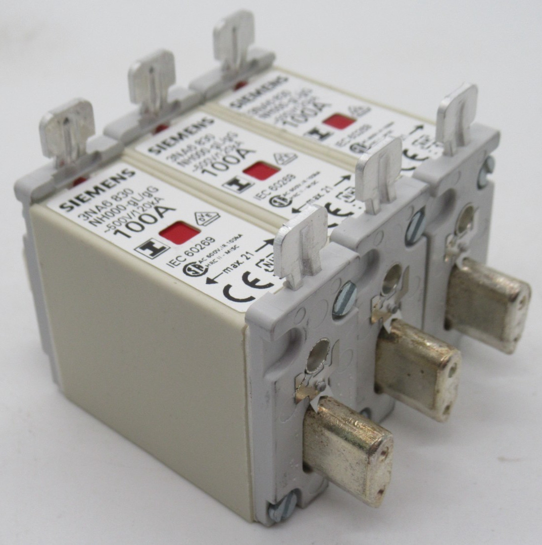 SIEMENS LV HRC FUSE NH000-GL/GG 100A 500V AC, 250V DC, 3NA6830, (PACK OF 3)