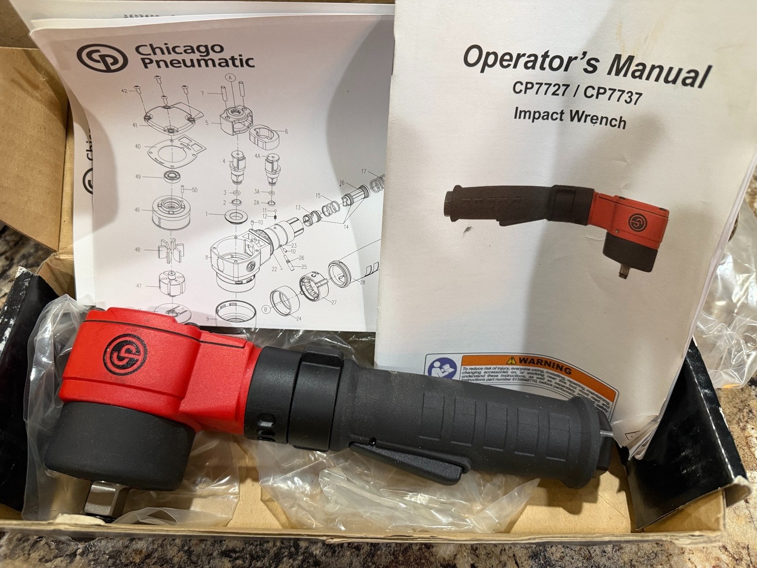 Chicago Pneumatic CP7727 3/8″ right-angle pneumatic impact wrench