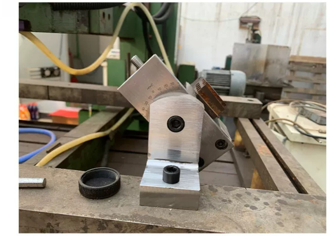 High-Speed Wire Cutting Fixture: Workpiece Clamping Fixture with Clamping Plate