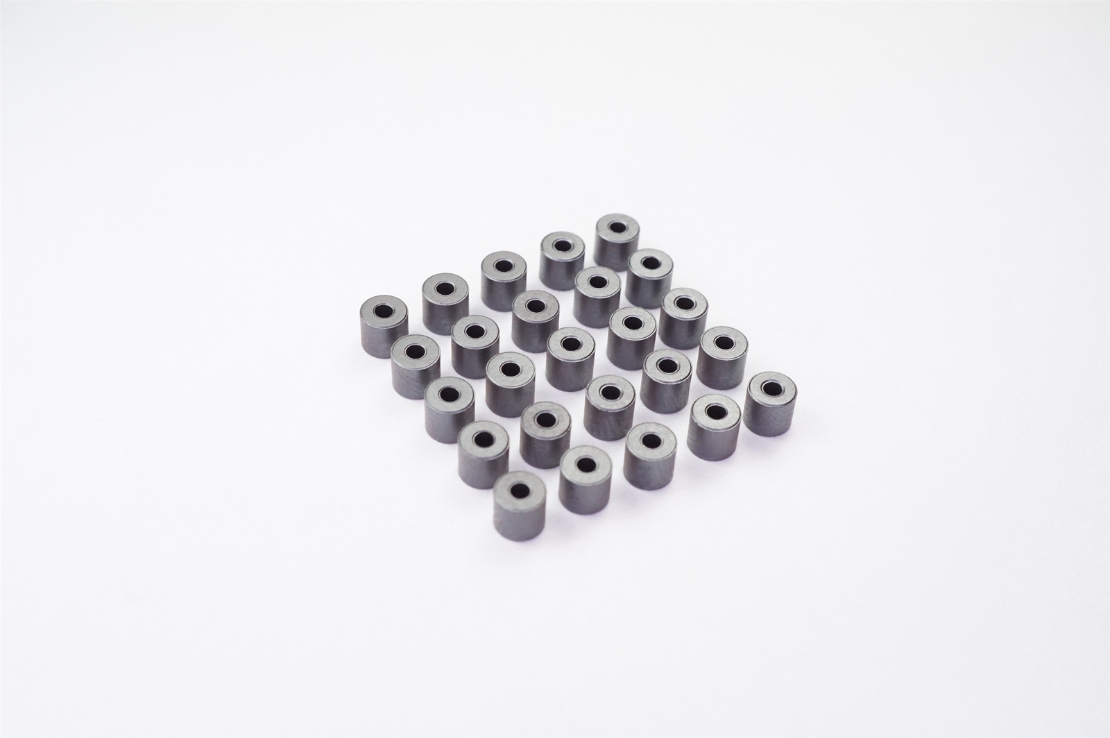 Lot of 25 2643000101 Fair-Rite EMI Suppression Ferrite Bead 43 Shield 25-300MHz