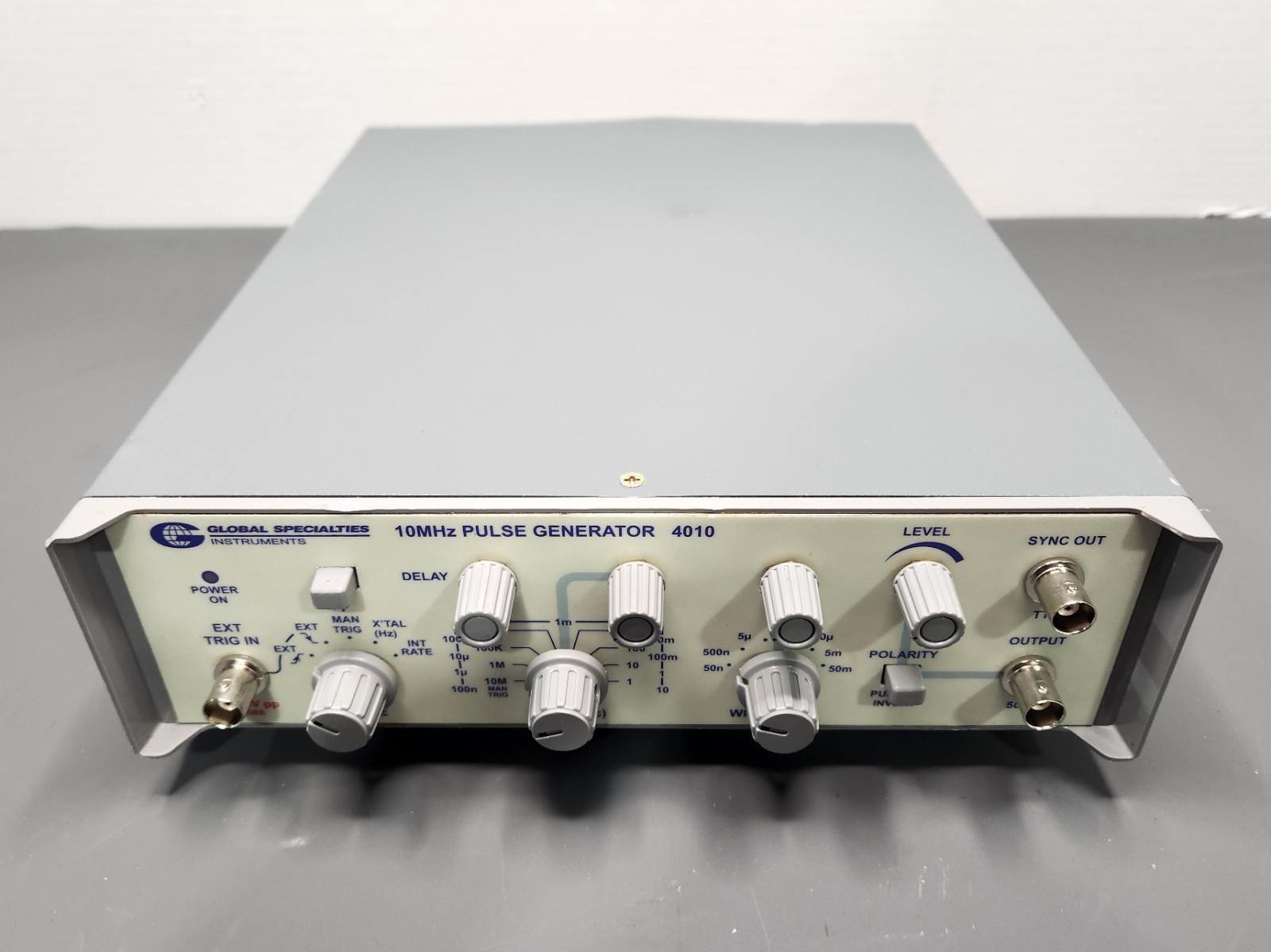 Global Specialties Instruments 10 MHz Pulse Generator 4010 115 VAC No Power