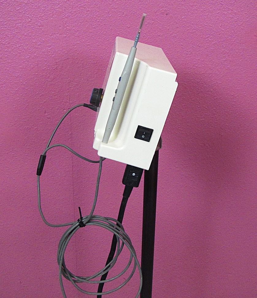 Mckesson 22-900 Hyfrecator High Frequency Desiccator ESU Generator & Handpiece