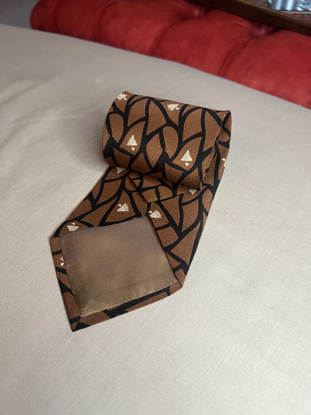 Giorgio Armani Brown Tan Black Leaf Branch 100% Pure Silk Tie Italy
