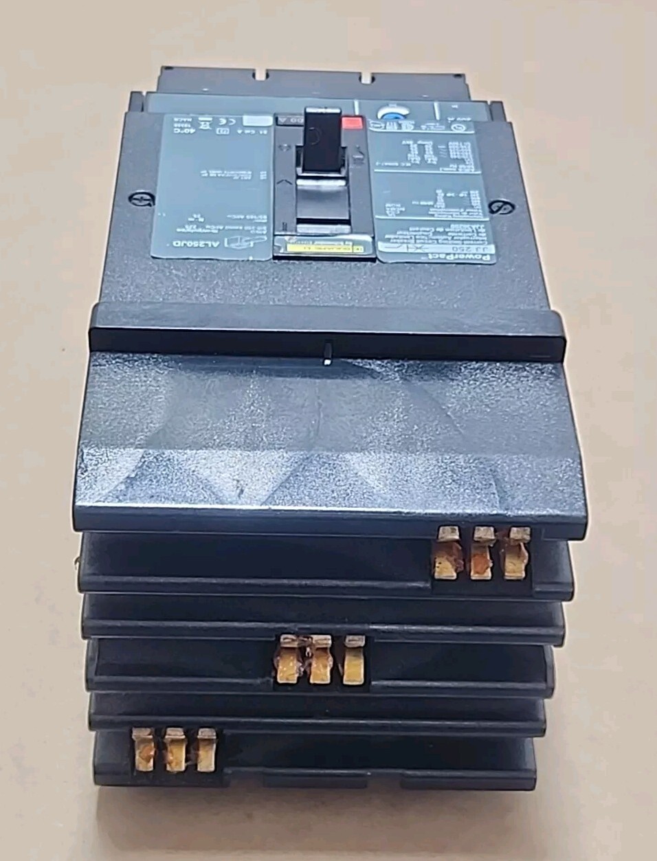 Square D JJA36200 PowerPact I-Line Circuit Breaker JJ250 3P 200A 600V + Warranty