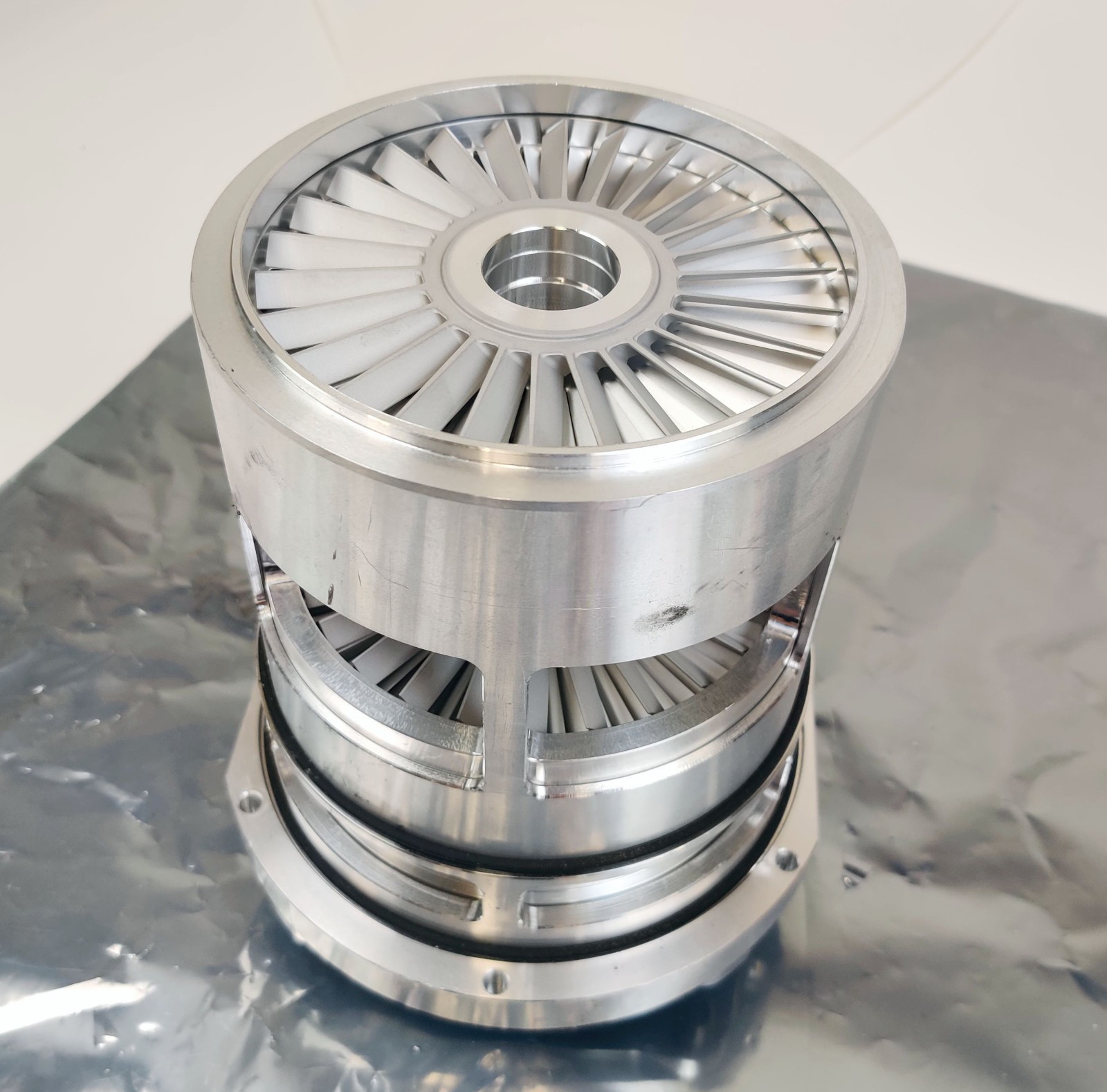 Leybold 800160V0017V Turbovac Vacuum Pump DN 16 KF TW 400/300/25 S-PP Working