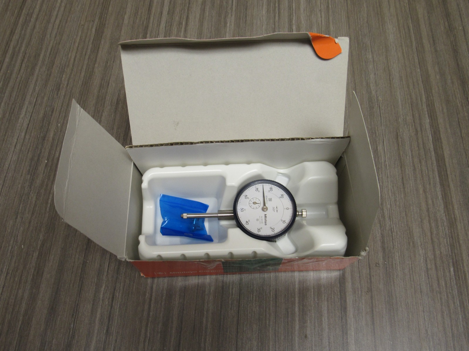 Mitutoyo 2416S Dial Indicator 0 – 1″ range .001″ graduation machinist inspection