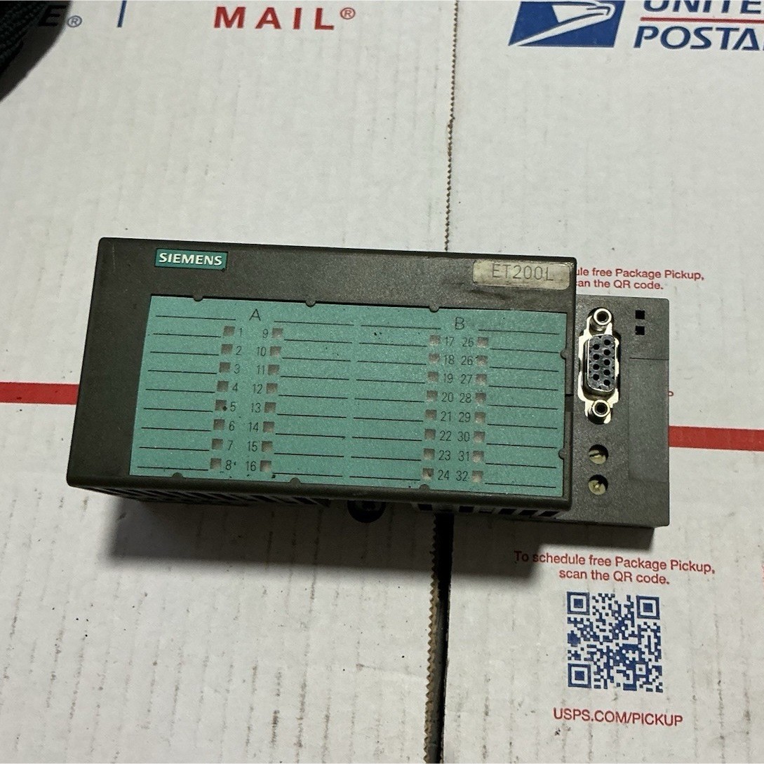 Siemens ET200L 131-1BL00-0XB0 PROFIBUS-DP PLC Input/Output Module