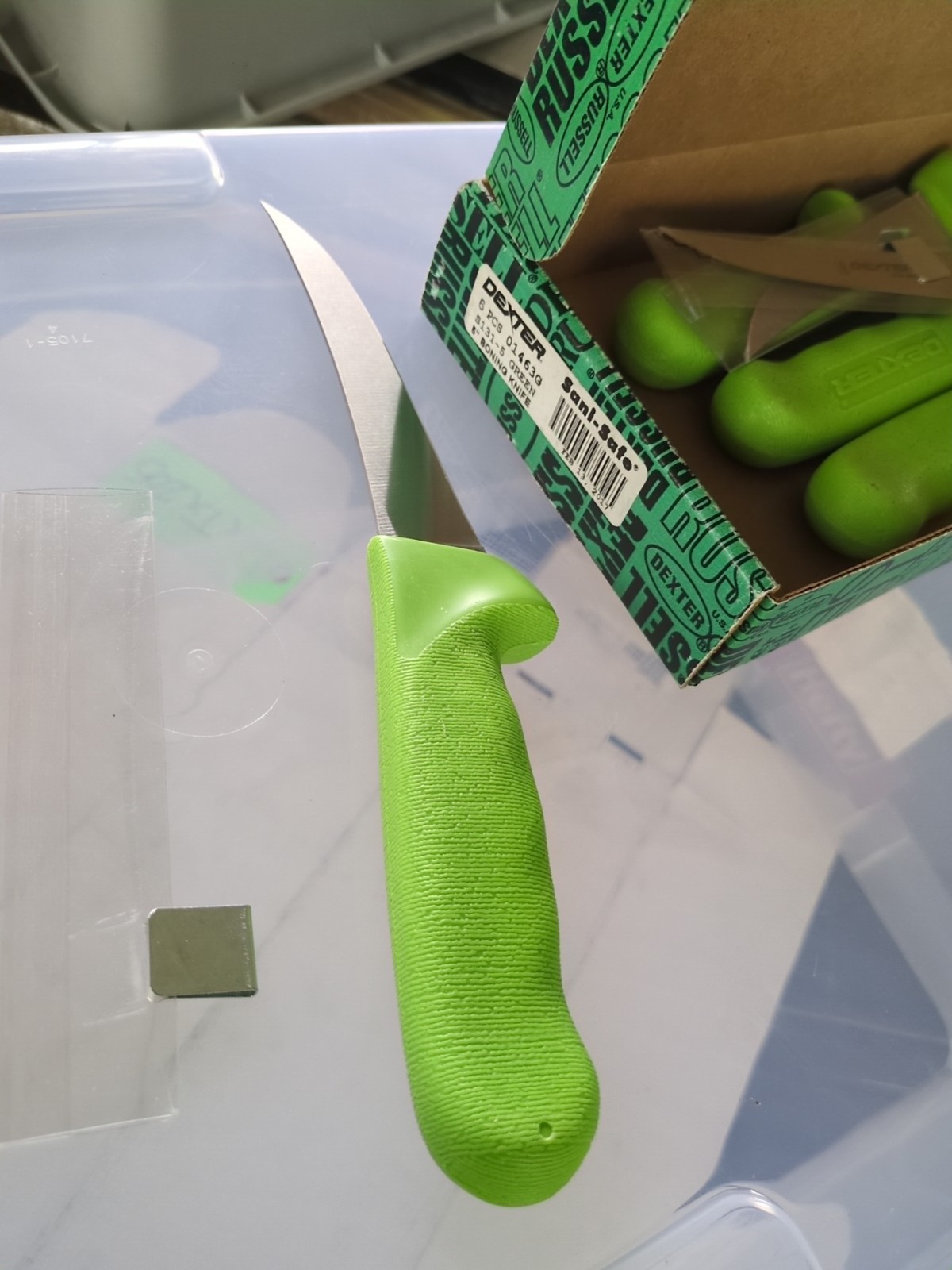 Dexter Russell 01463G Sani-Safe 5″ Narrow Curved Boning Knife S131-5 Green New