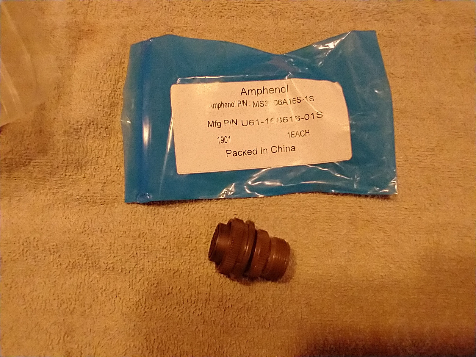 Amphenol MS3106A16S-1S 7 Position Circular Mil Spec Connector – Fast Ship
