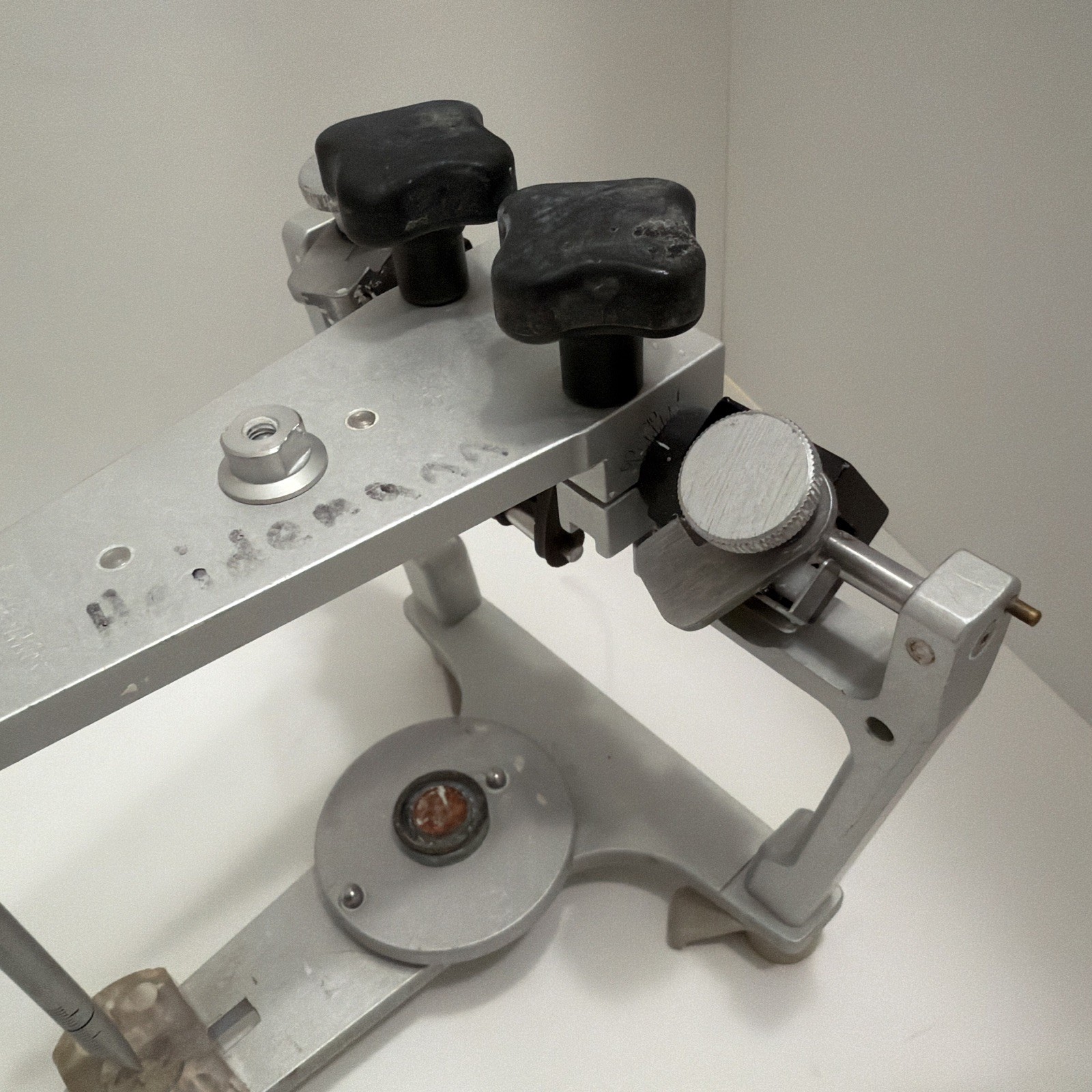 Whip Mix Dental Articulator – Model 3040