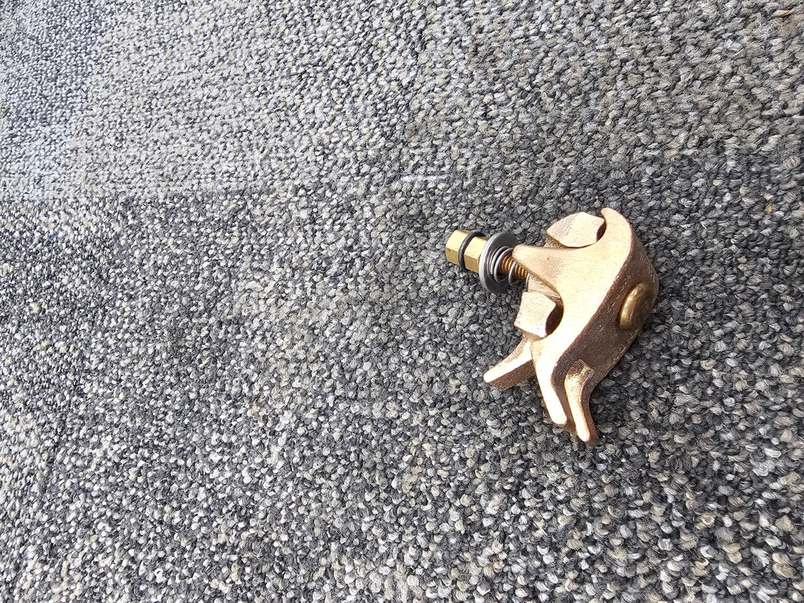 BURNDY UCT32HN: 4/0 AWG Tap Connector 50092924 Parallel Groove Clamp