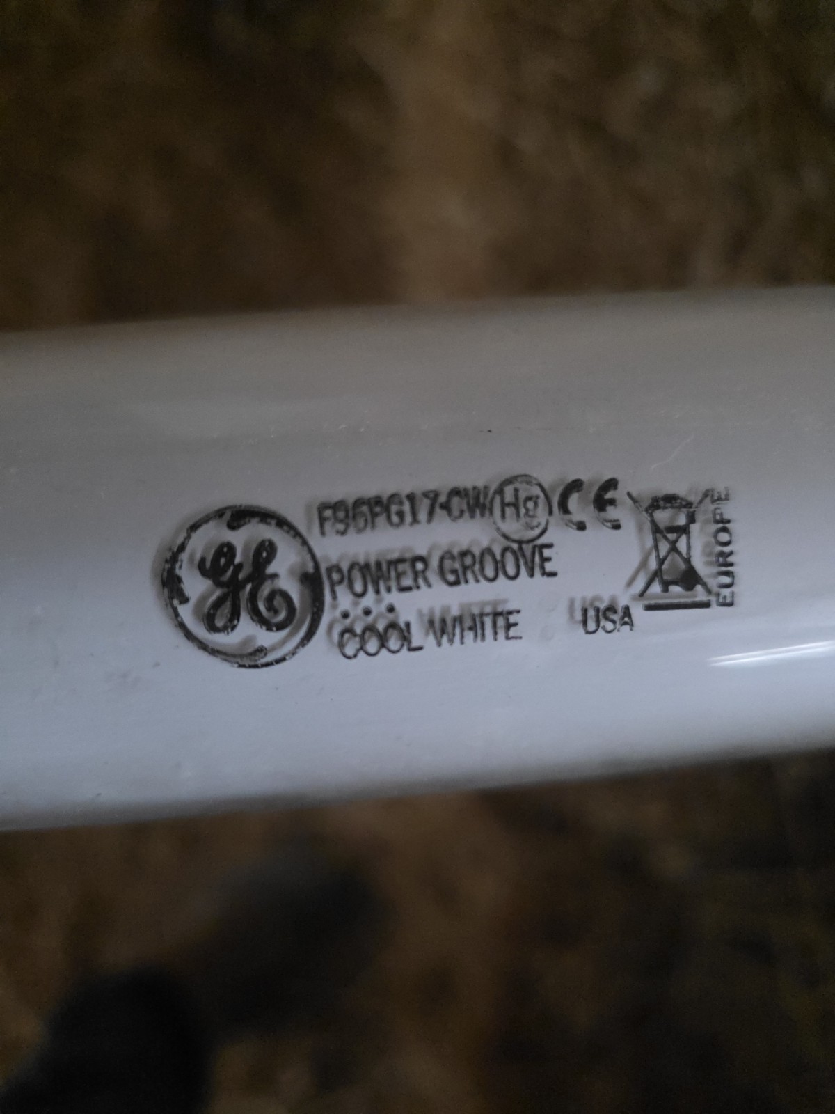 F96PG17/CW Cool White POWER GROOVE LIGHT BULBS NEW GE
